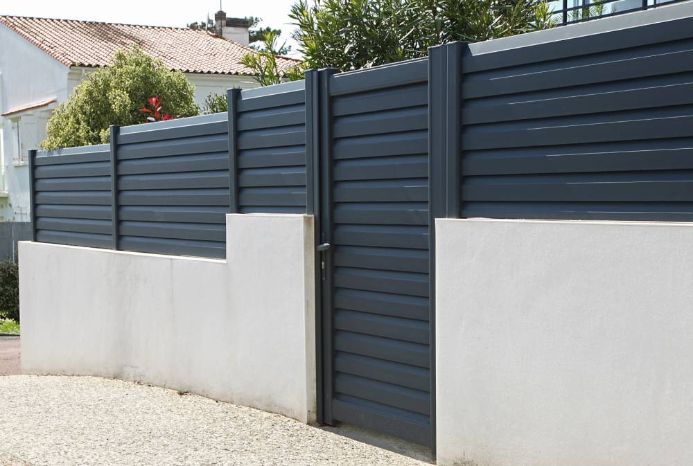 Portillons en aluminium à Hornaing