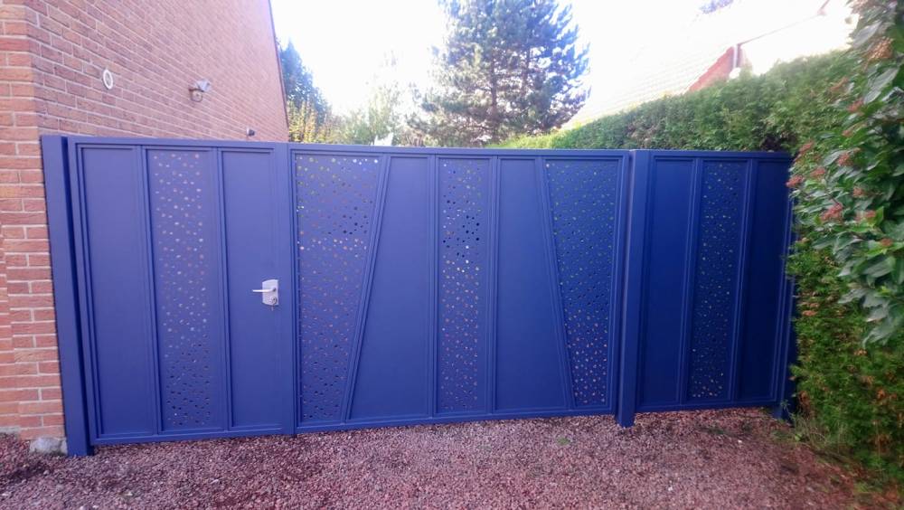 portail bleu clair